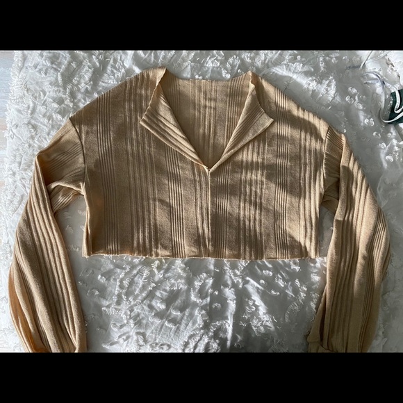 Sweater - Picture 1 of 1